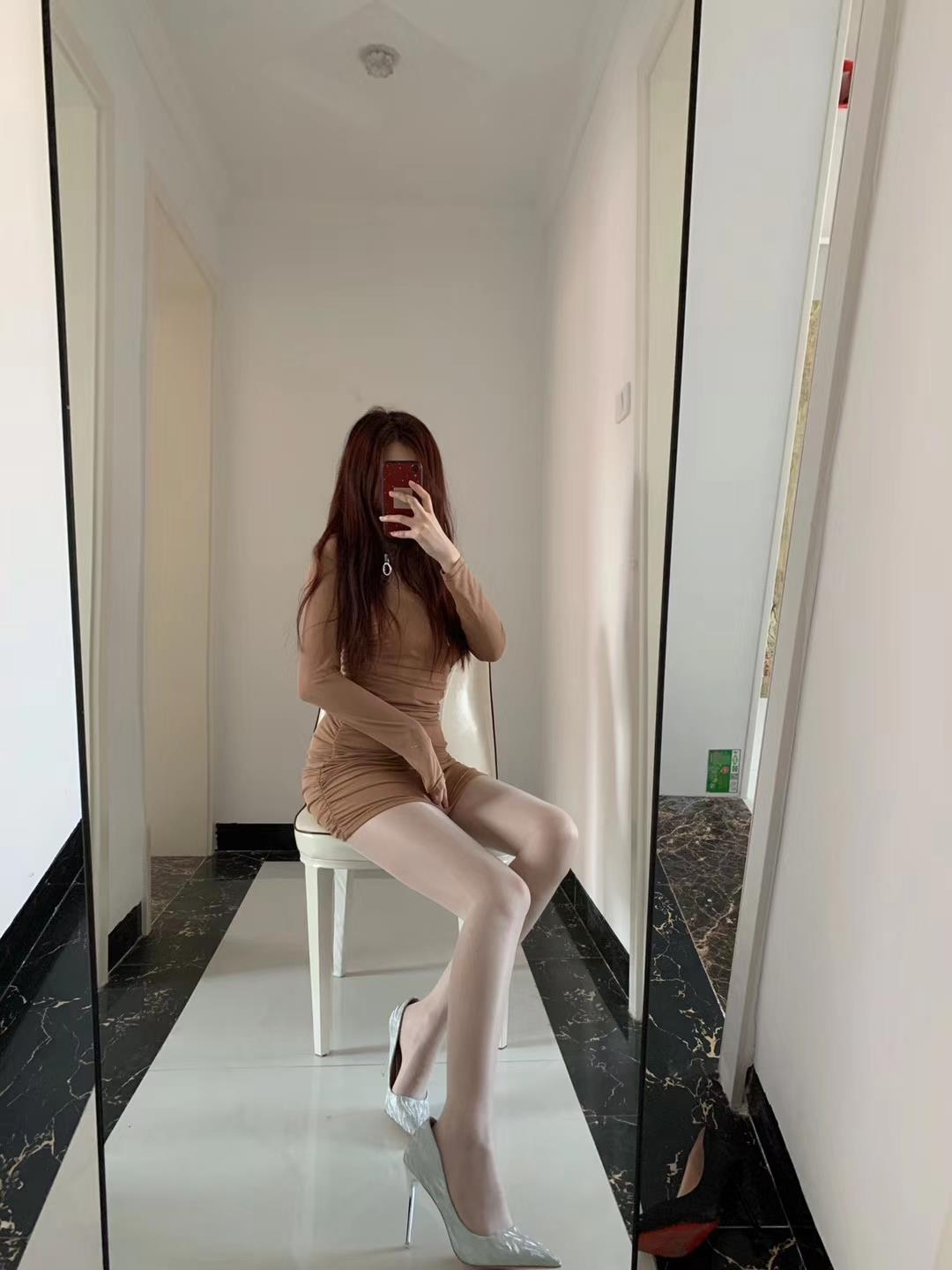 图片[116]-提袜少女微信朋友圈收费资源合集2-4 [128P] – 速更版-美库