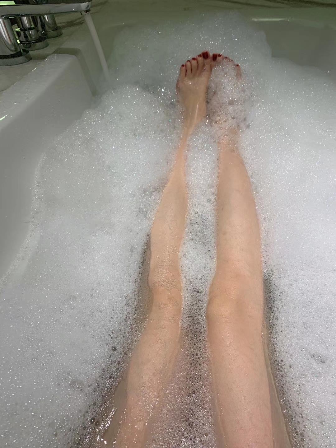 图片[127]-提袜少女微信朋友圈收费资源合集2-4 [128P] – 速更版-美库