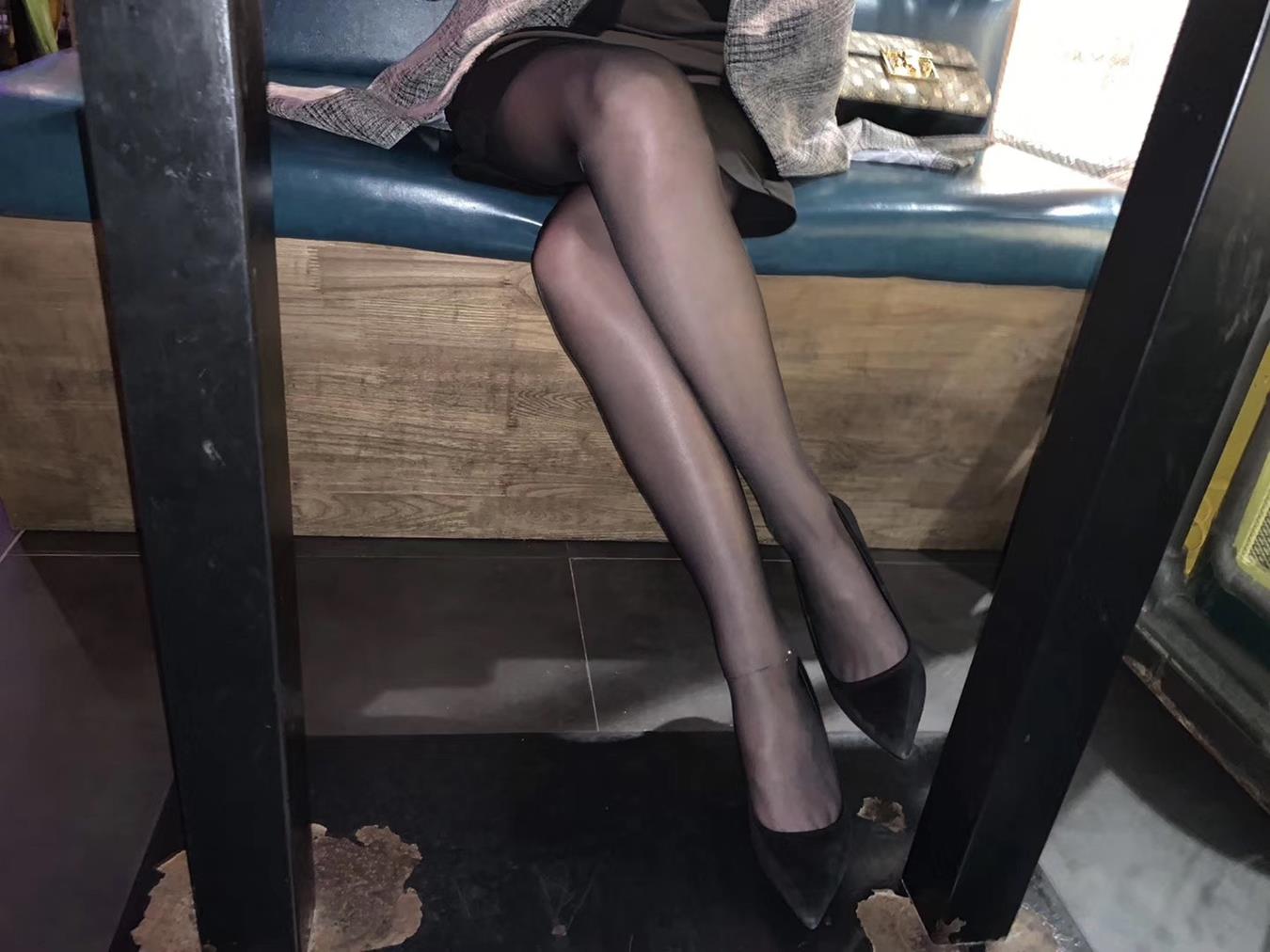 图片[38]-丝足博主 小小小仙女ELaine 微信朋友圈视图系列 (2)[124P] – 速更版-美库