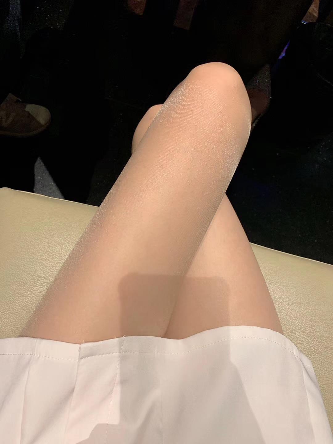 图片[52]-丝足博主 小小小仙女ELaine 微信朋友圈视图系列 (2)[124P] – 速更版-美库