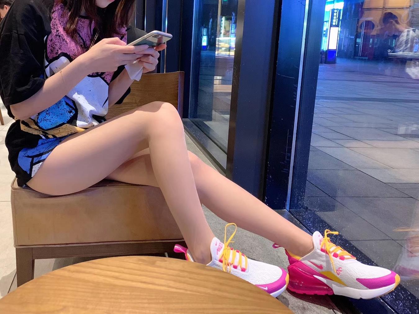 图片[68]-丝足博主 小小小仙女ELaine 微信朋友圈视图系列 (2)[124P] – 速更版-美库