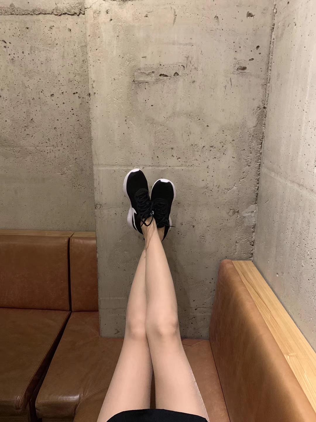 图片[102]-丝足博主 小小小仙女ELaine 微信朋友圈视图系列 (1)[105P] – 速更版-美库