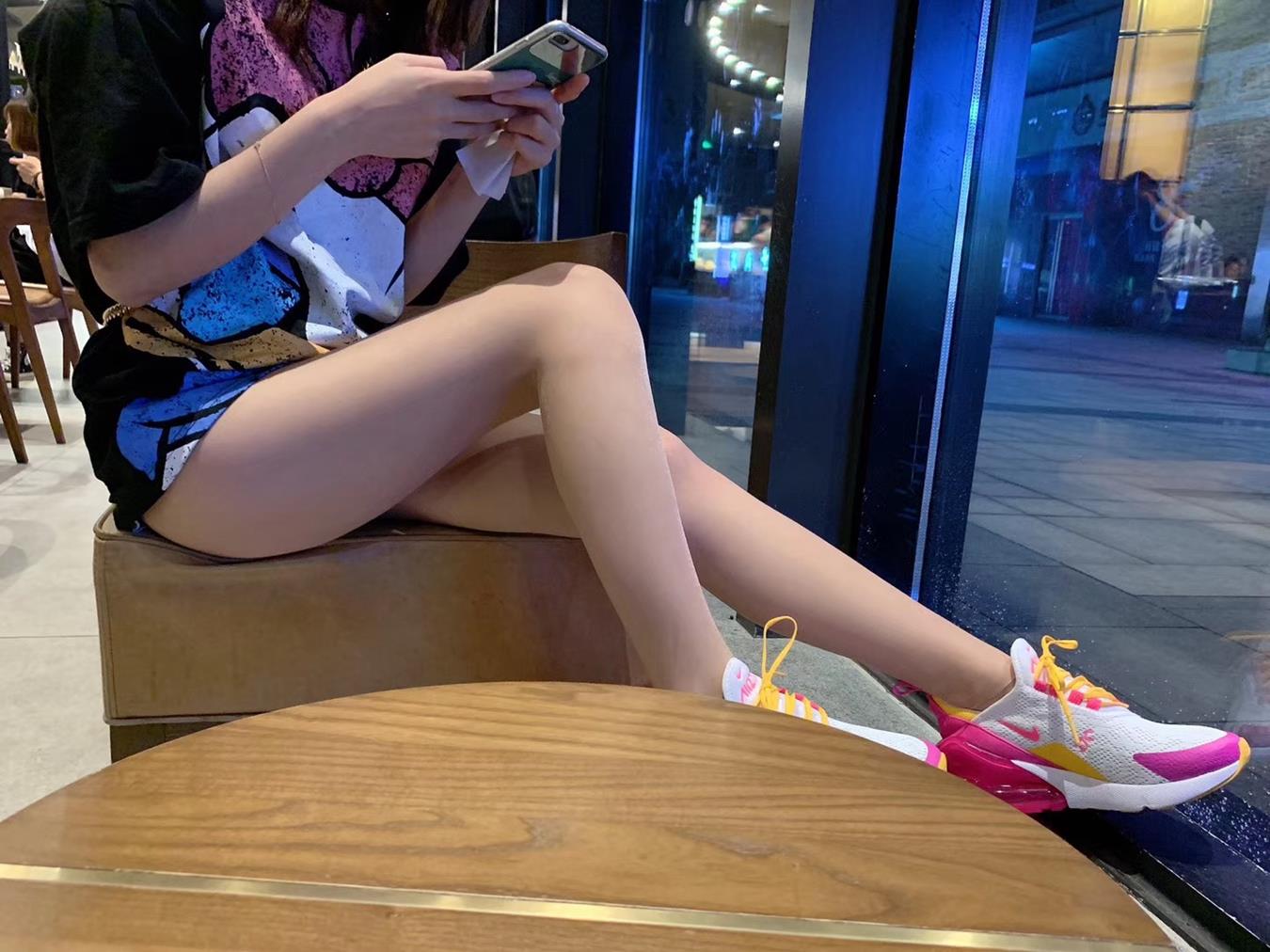 图片[69]-丝足博主 小小小仙女ELaine 微信朋友圈视图系列 (2)[124P] – 速更版-美库