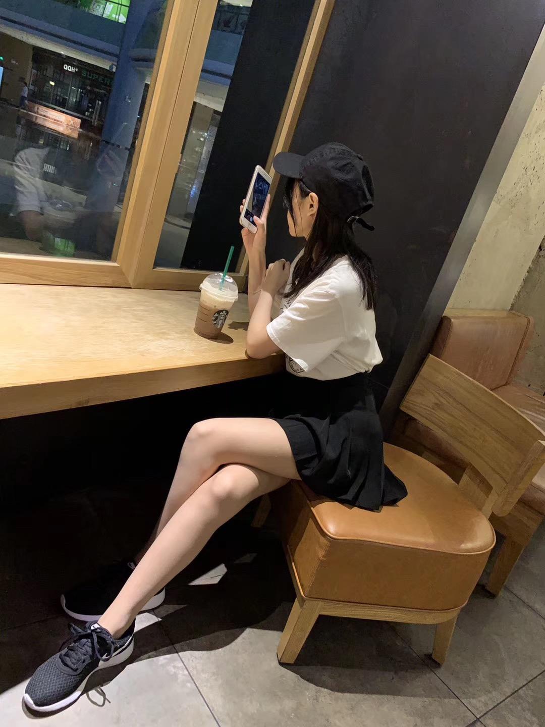 图片[103]-丝足博主 小小小仙女ELaine 微信朋友圈视图系列 (1)[105P] – 速更版-美库