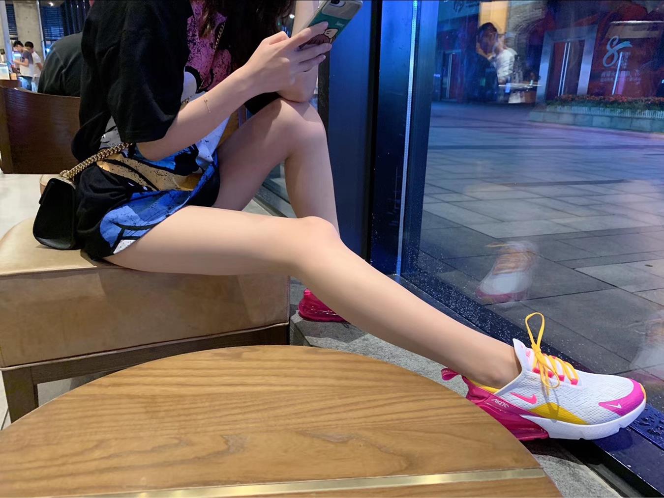 图片[71]-丝足博主 小小小仙女ELaine 微信朋友圈视图系列 (2)[124P] – 速更版-美库