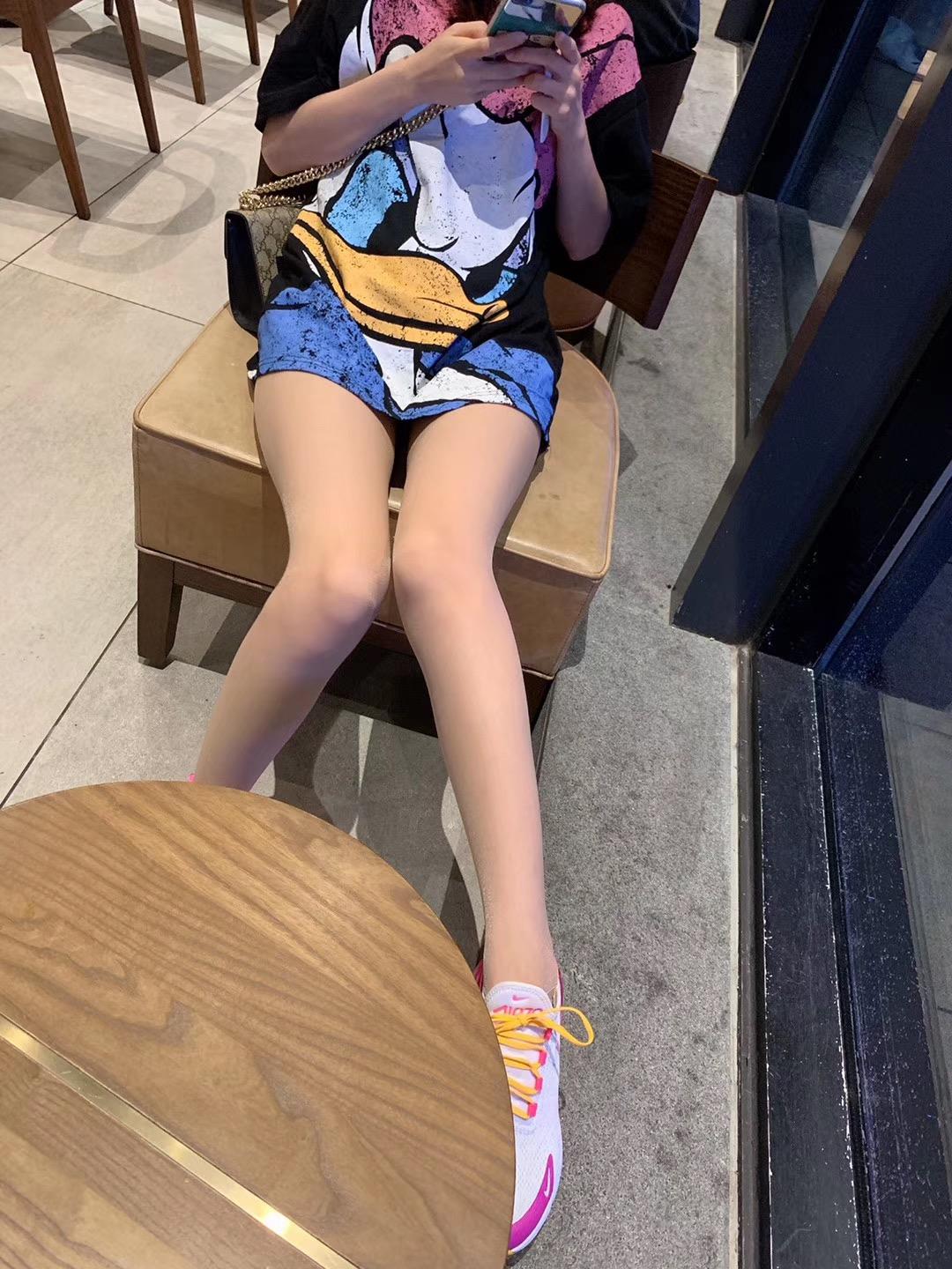 图片[72]-丝足博主 小小小仙女ELaine 微信朋友圈视图系列 (2)[124P] – 速更版-美库