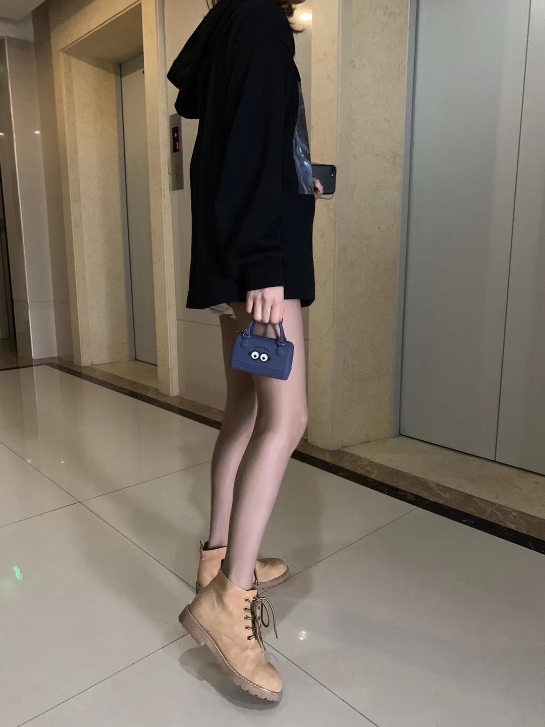 图片[42]-丝足博主 小小小仙女ELaine 微信朋友圈视图系列 (4)[112P] – 速更版-美库