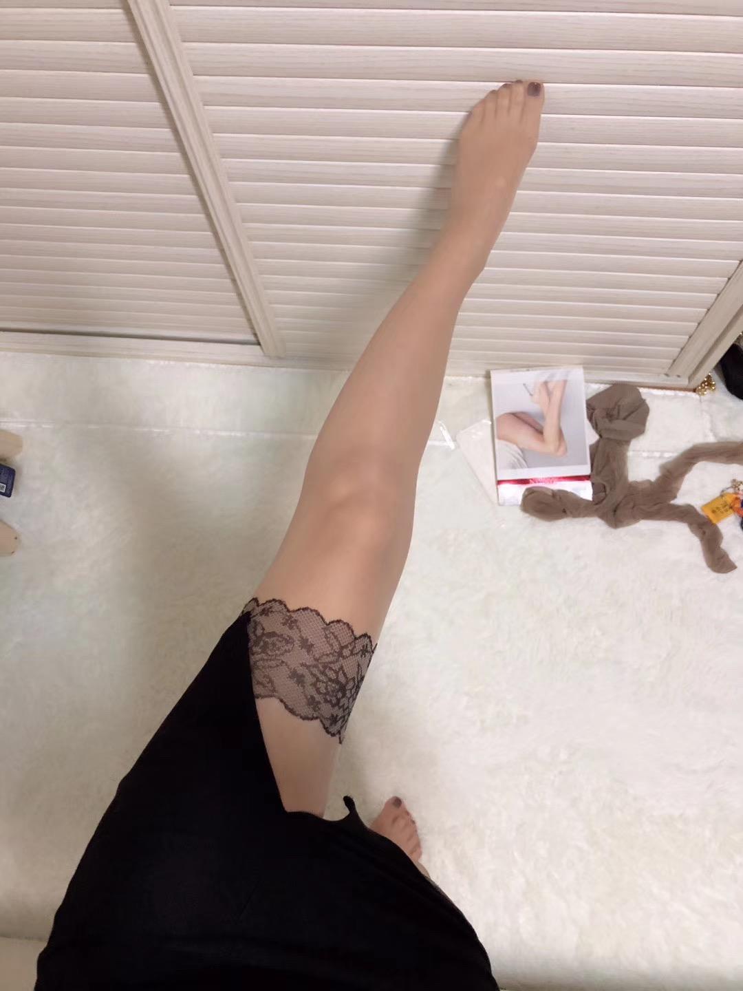 图片[87]-丝足博主 小小小仙女ELaine 微信朋友圈视图系列 (3)[153P] – 速更版-美库