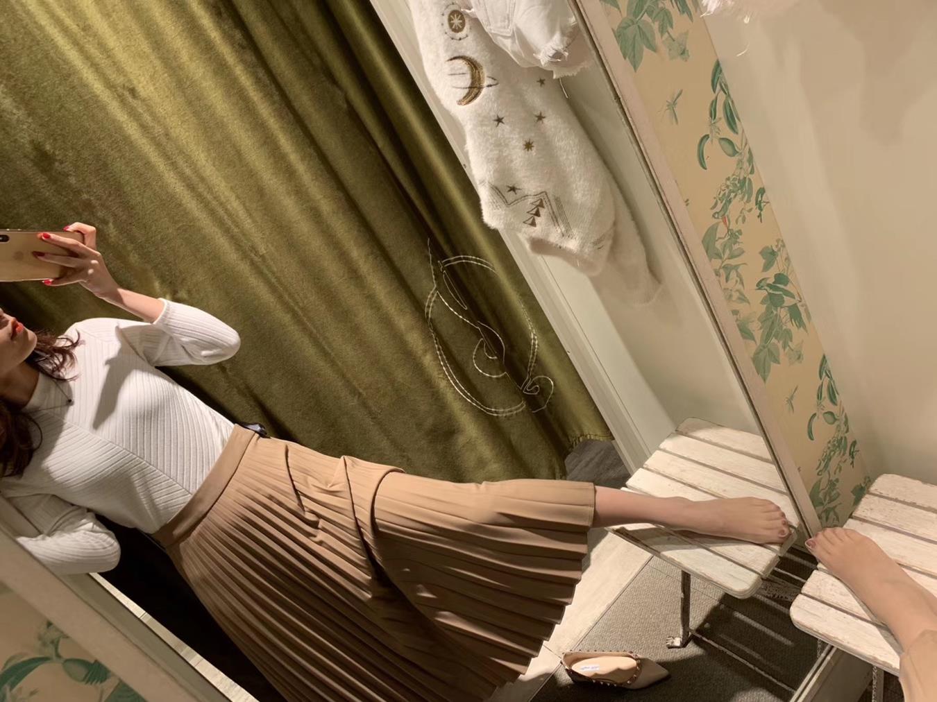 图片[116]-丝足博主 小小小仙女ELaine 微信朋友圈视图系列 (2)[124P] – 速更版-美库