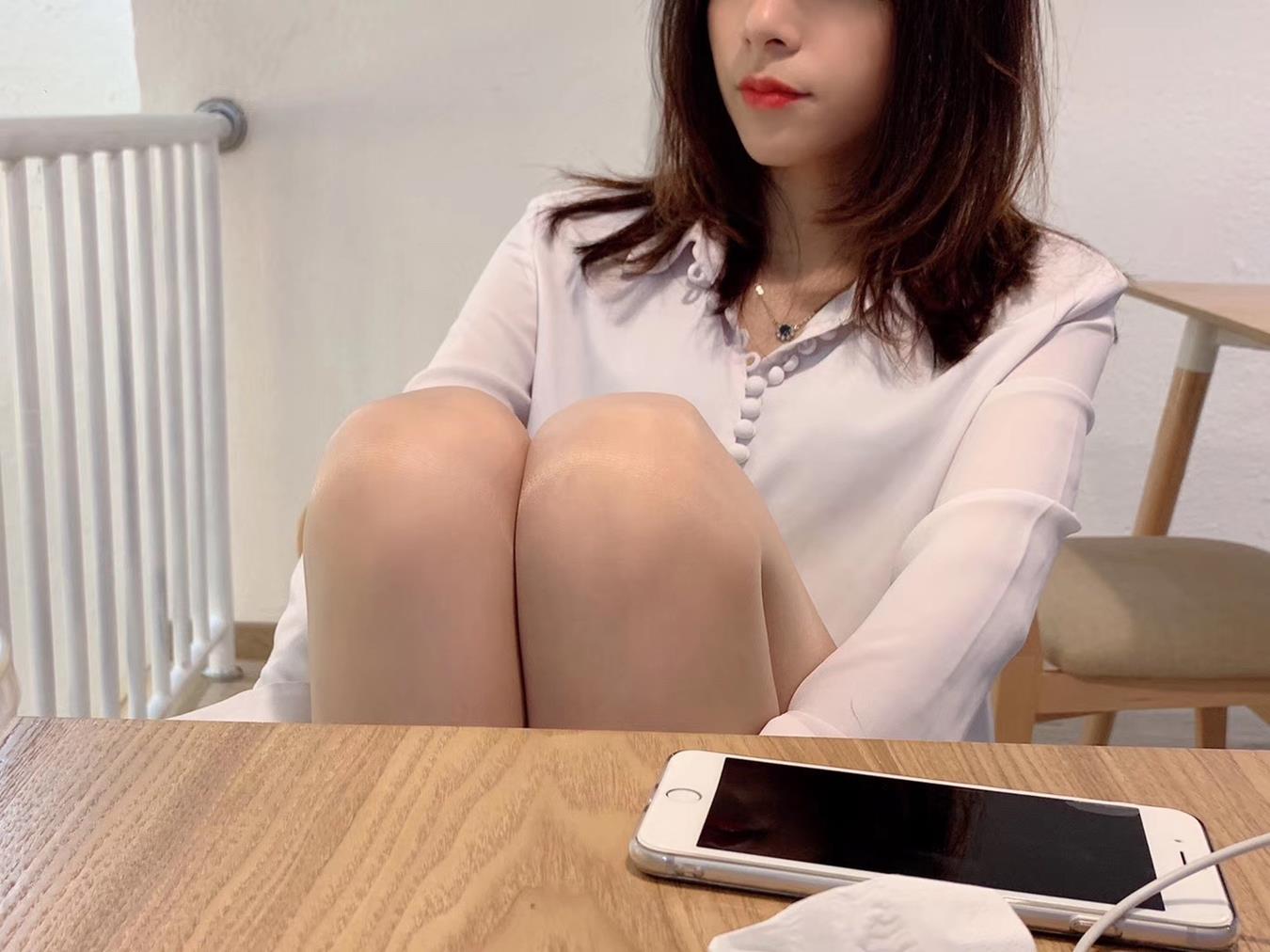 图片[122]-丝足博主 小小小仙女ELaine 微信朋友圈视图系列 (2)[124P] – 速更版-美库