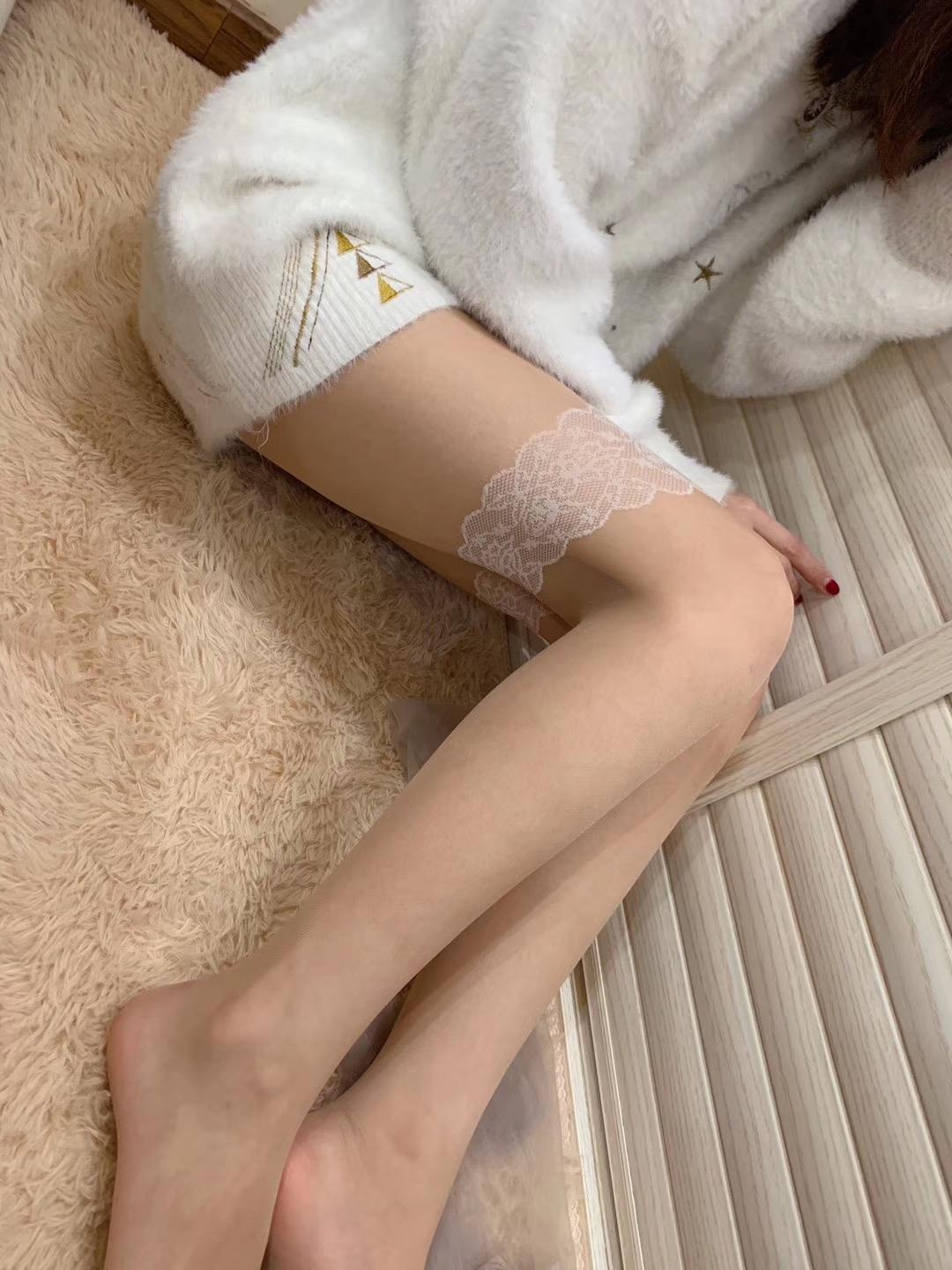 图片[94]-丝足博主 小小小仙女ELaine 微信朋友圈视图系列 (4)[112P] – 速更版-美库