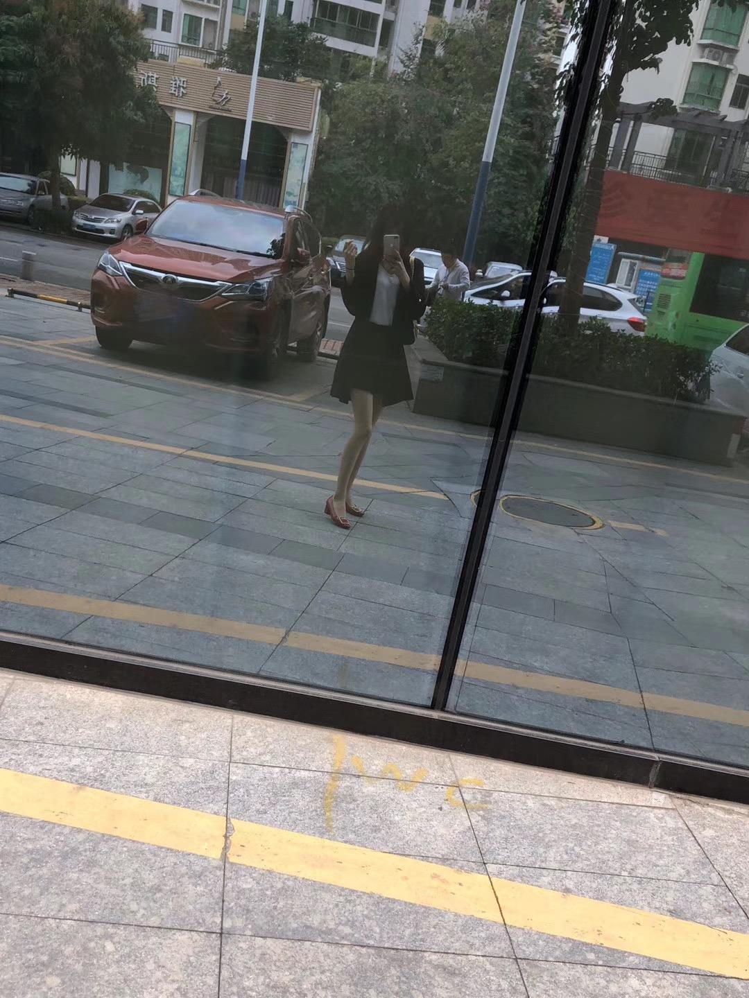 图片[134]-丝足博主 小小小仙女ELaine 微信朋友圈视图系列 (3)[153P] – 速更版-美库