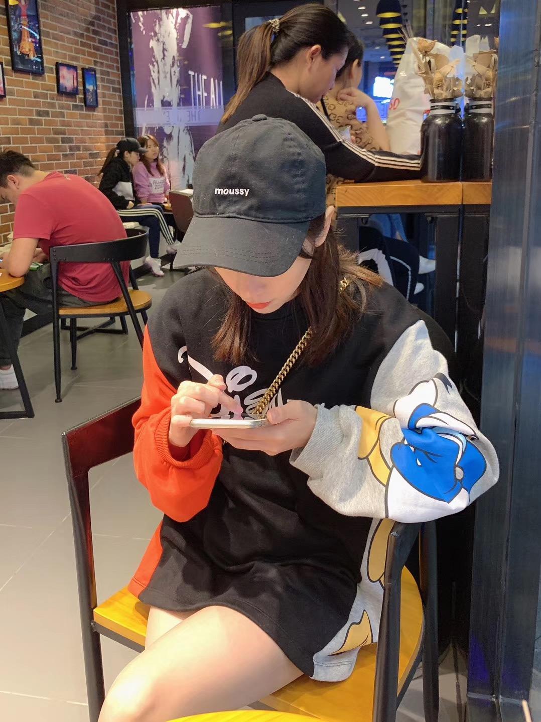 图片[136]-丝足博主 小小小仙女ELaine 微信朋友圈视图系列 (3)[153P] – 速更版-美库