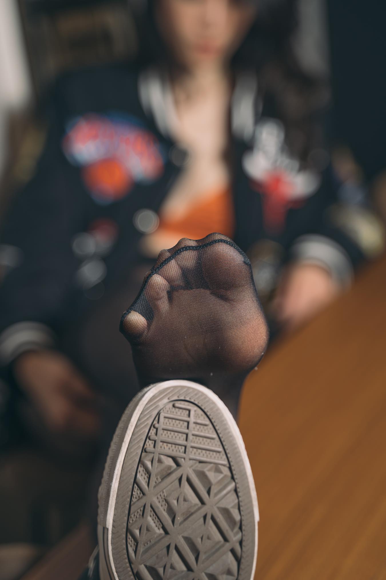 图片[10]-Limerence原创 NO.008 性感妹子近距离撕扯黑丝袜[192P] – 速更版-美库