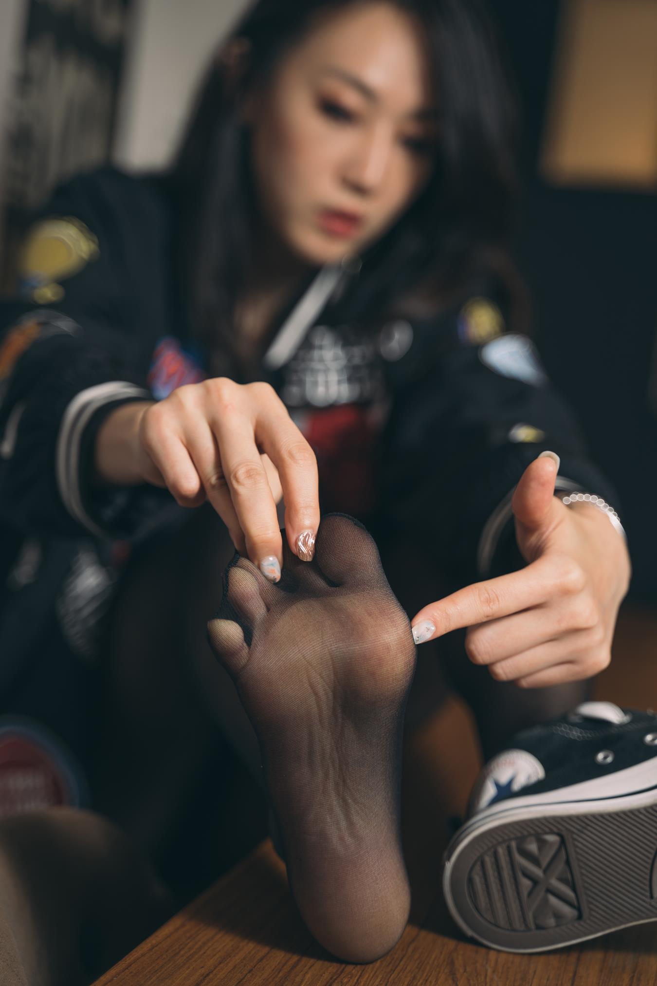 图片[22]-Limerence原创 NO.008 性感妹子近距离撕扯黑丝袜[192P] – 速更版-美库