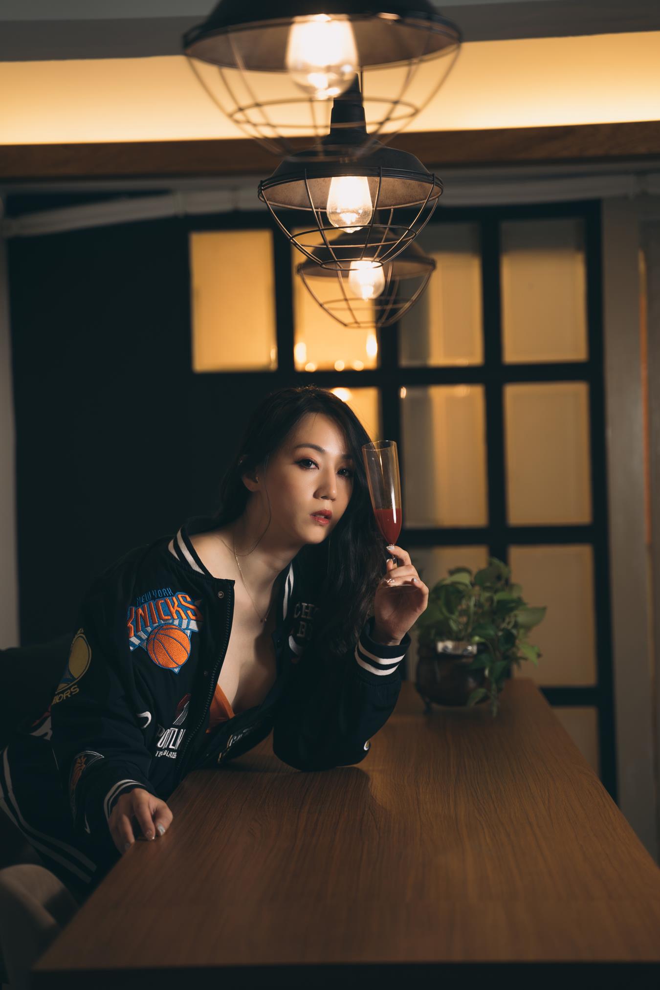 图片[81]-Limerence原创 NO.008 性感妹子近距离撕扯黑丝袜[192P] – 速更版-美库