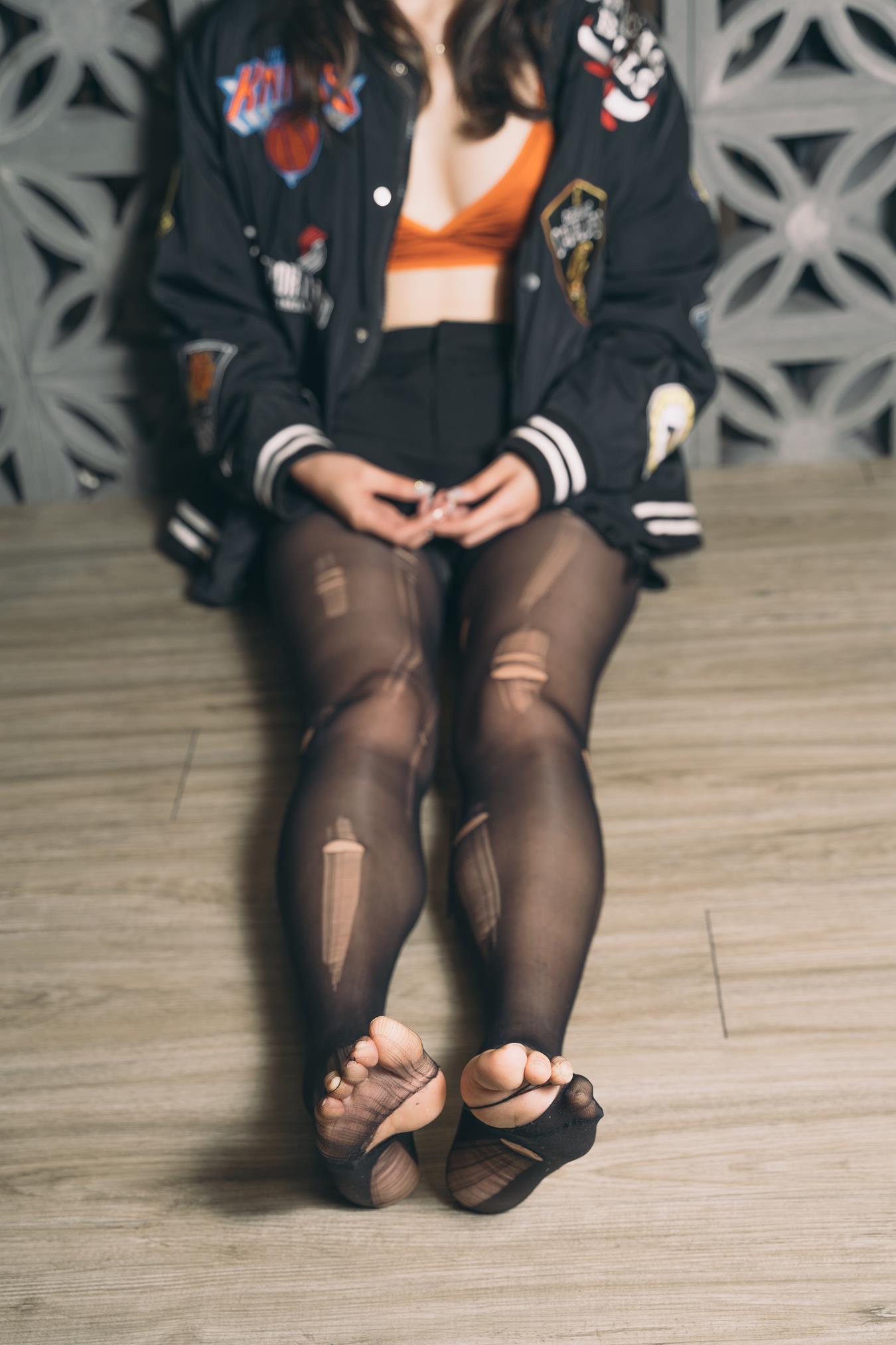 图片[84]-Limerence原创 NO.008 性感妹子近距离撕扯黑丝袜[192P] – 速更版-美库