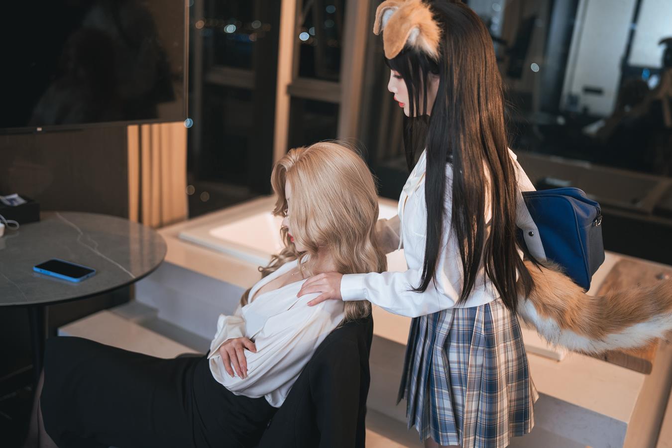 图片[10]-COS福利rioko凉凉子&面饼仙儿 女上司双人版 [16P] – 速更版-美库