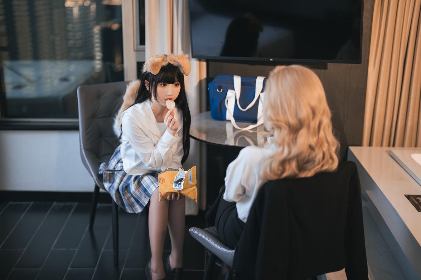 图片[13]-COS福利rioko凉凉子&面饼仙儿 女上司双人版 [16P] – 速更版-美库