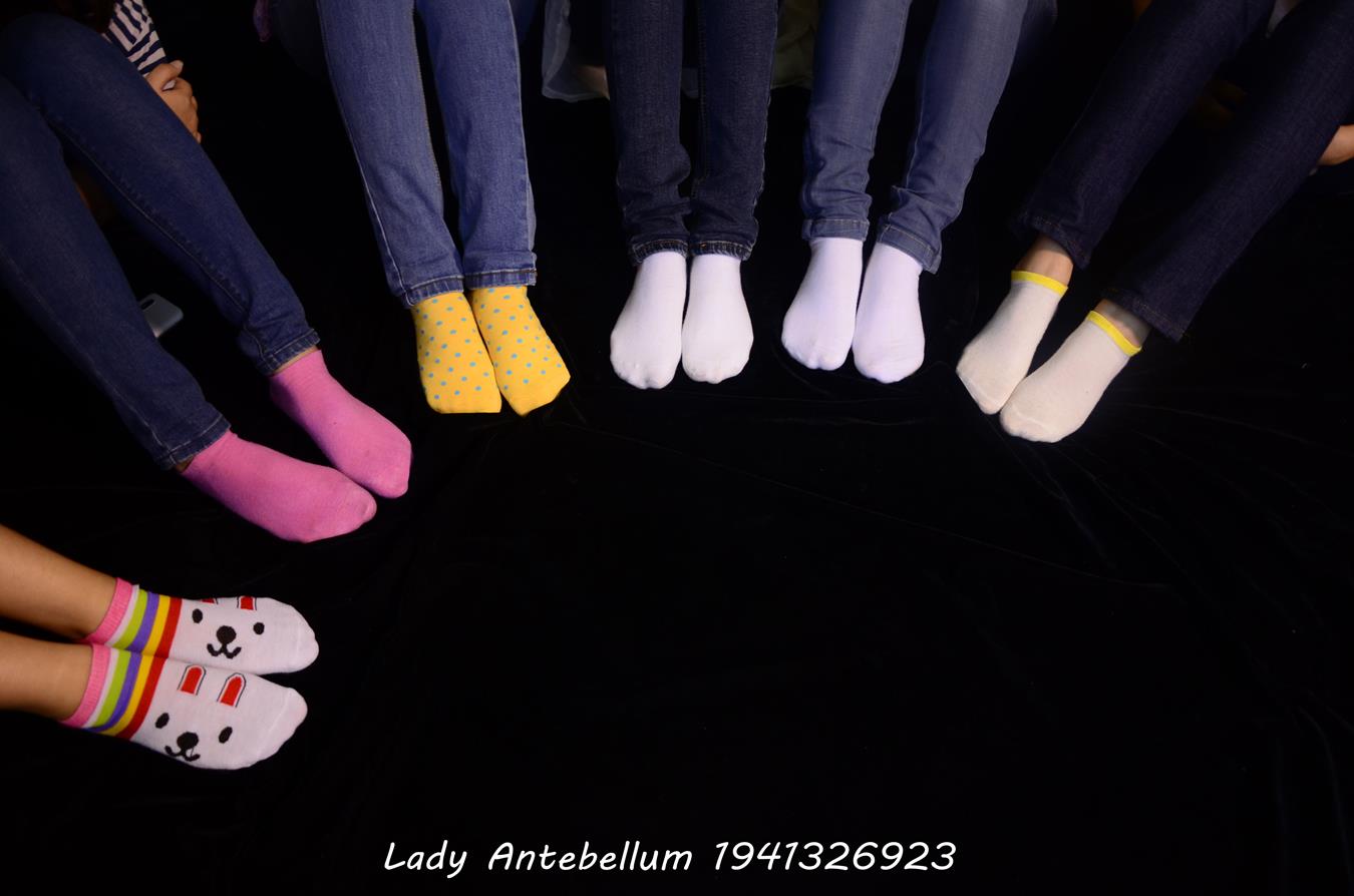 图片[28]-[战前女神] 美腿美足精品摄影套图 004 (1) [84P] – 速更版-美库