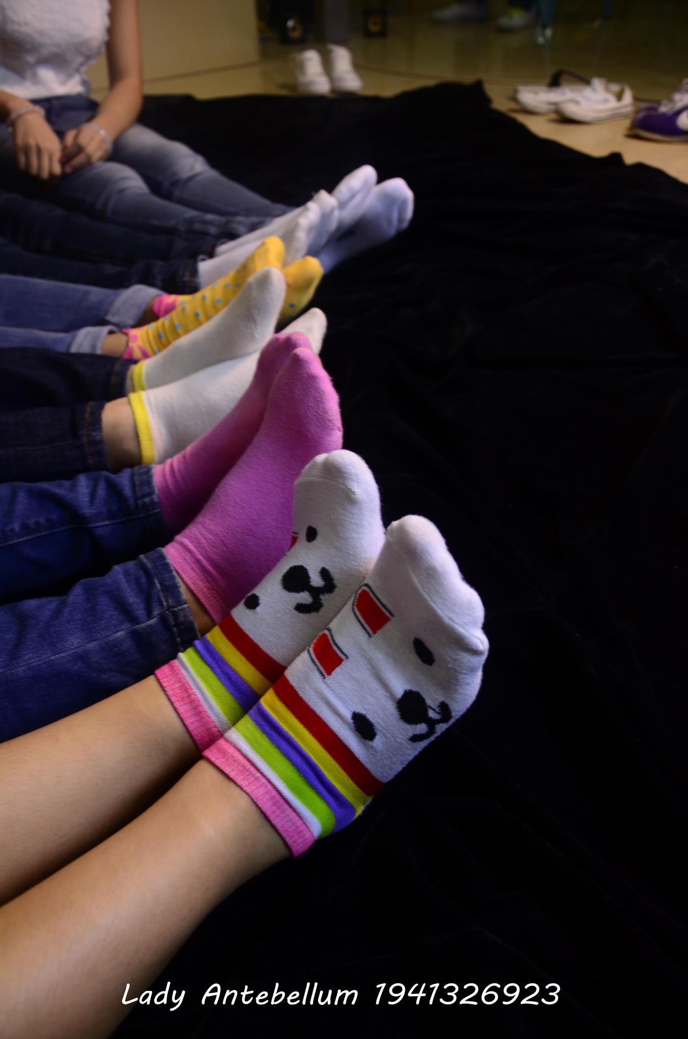 图片[24]-[战前女神] 美腿美足精品摄影套图 004 (2) [84P] – 速更版-美库