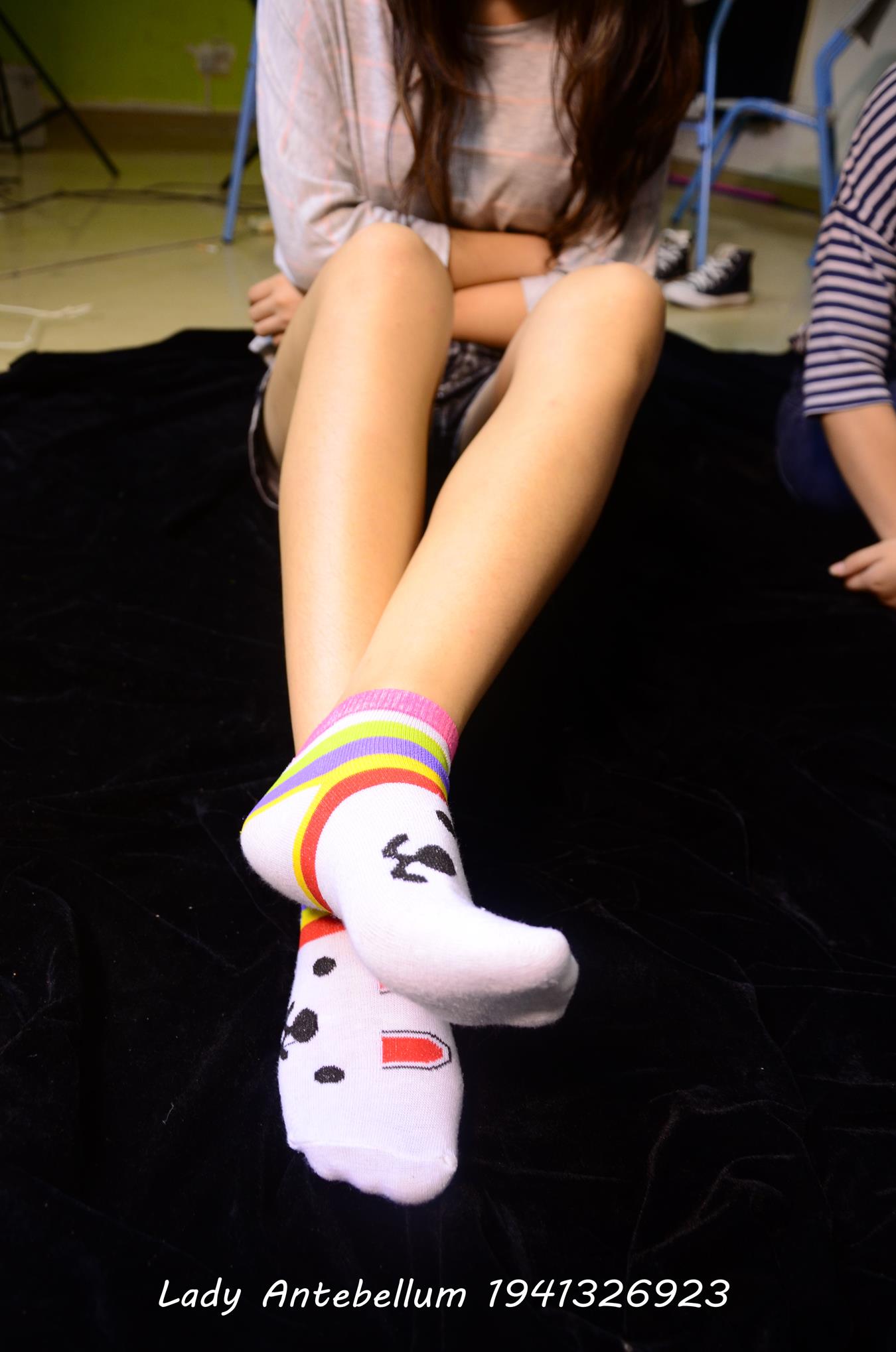 图片[24]-[战前女神] 美腿美足精品摄影套图 004 (3) [84P] – 速更版-美库