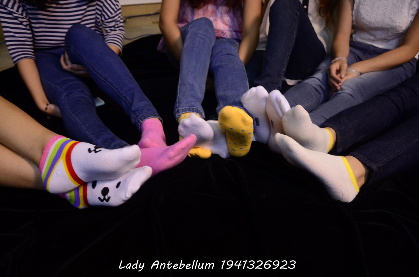 图片[39]-[战前女神] 美腿美足精品摄影套图 004 (1) [84P] – 速更版-美库