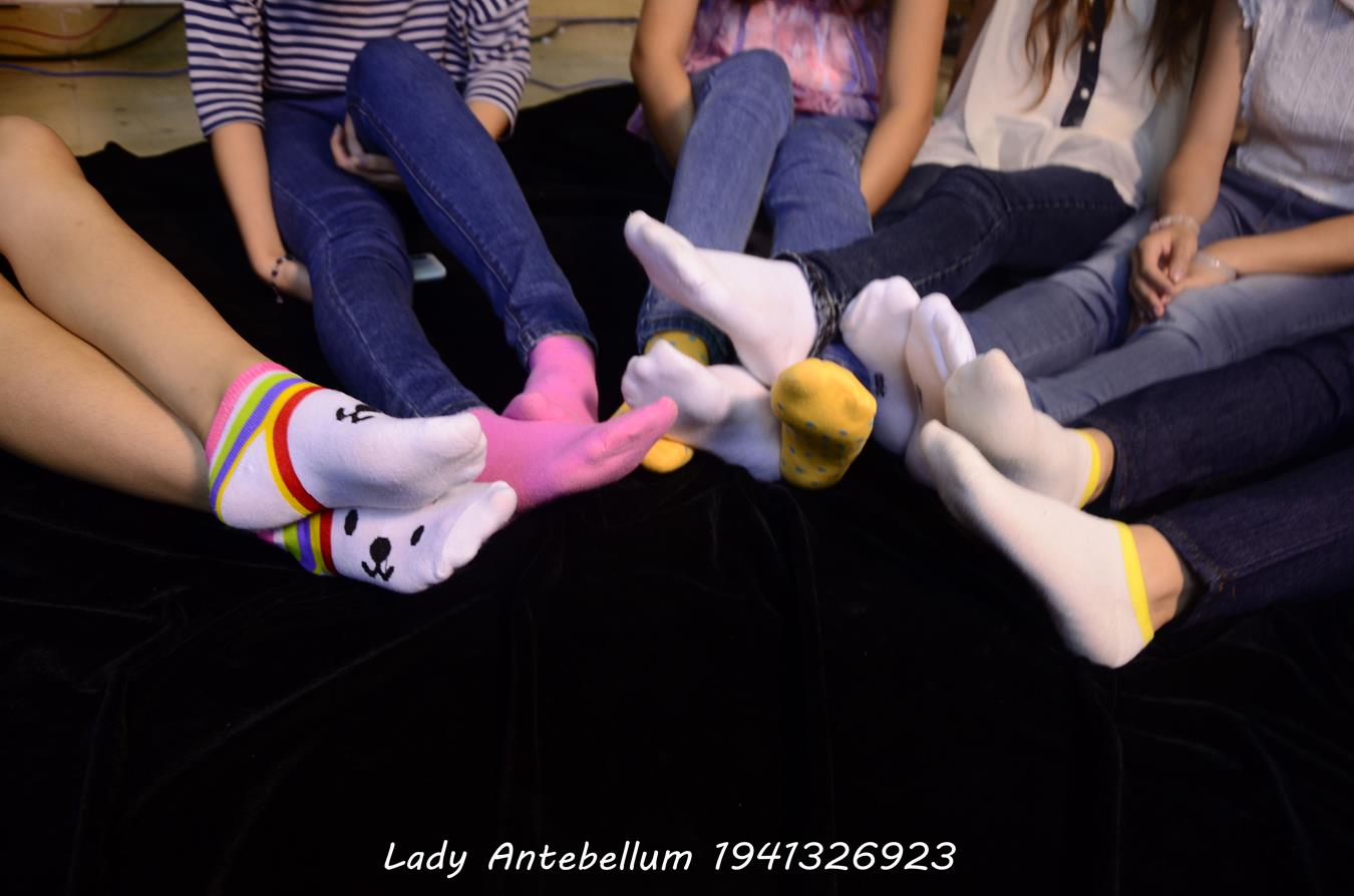 图片[41]-[战前女神] 美腿美足精品摄影套图 004 (1) [84P] – 速更版-美库