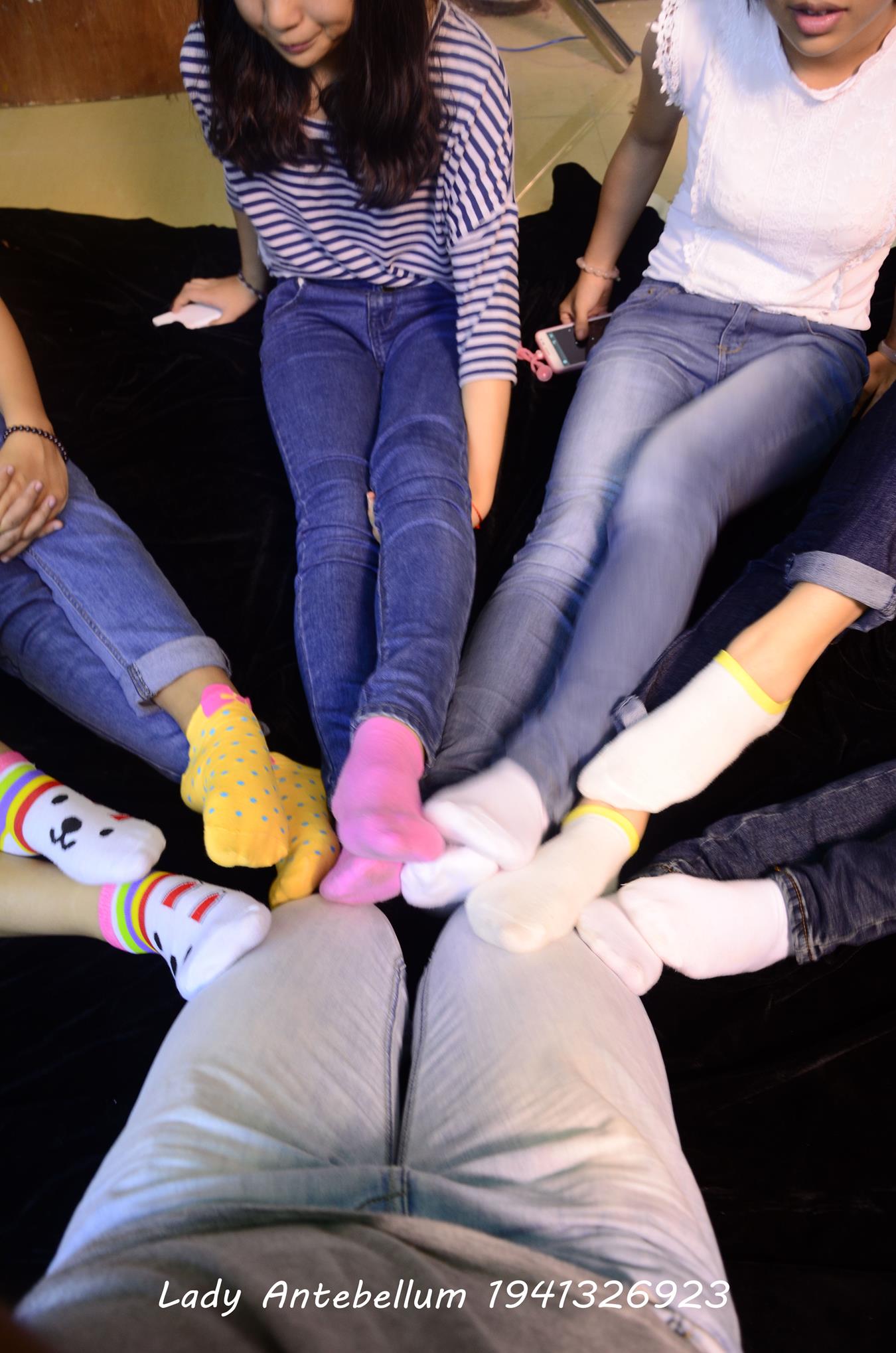 图片[22]-[战前女神] 美腿美足精品摄影套图 004 (4) [62P] – 速更版-美库