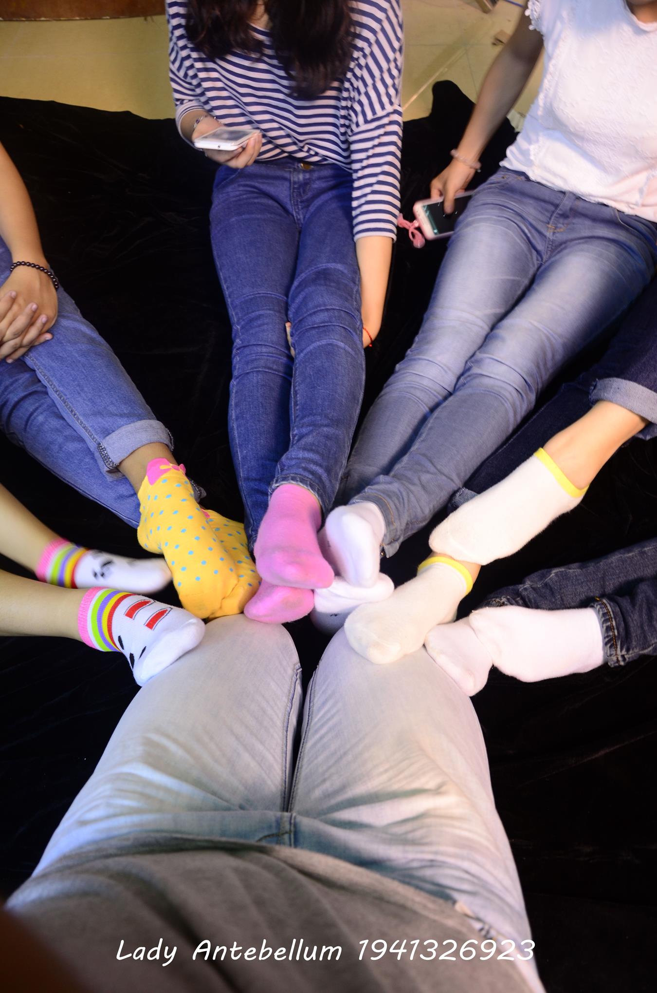 图片[23]-[战前女神] 美腿美足精品摄影套图 004 (4) [62P] – 速更版-美库