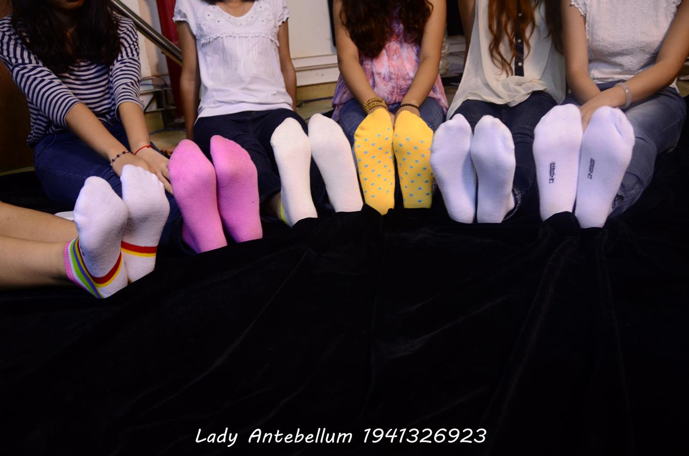 图片[63]-[战前女神] 美腿美足精品摄影套图 004 (1) [84P] – 速更版-美库