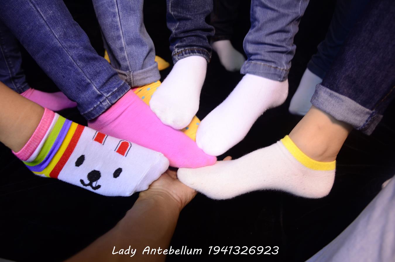 图片[40]-[战前女神] 美腿美足精品摄影套图 004 (4) [62P] – 速更版-美库