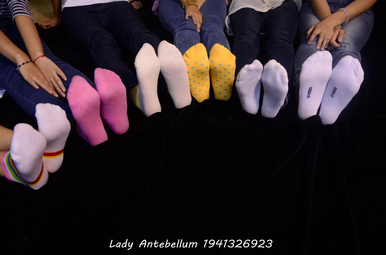 图片[65]-[战前女神] 美腿美足精品摄影套图 004 (1) [84P] – 速更版-美库