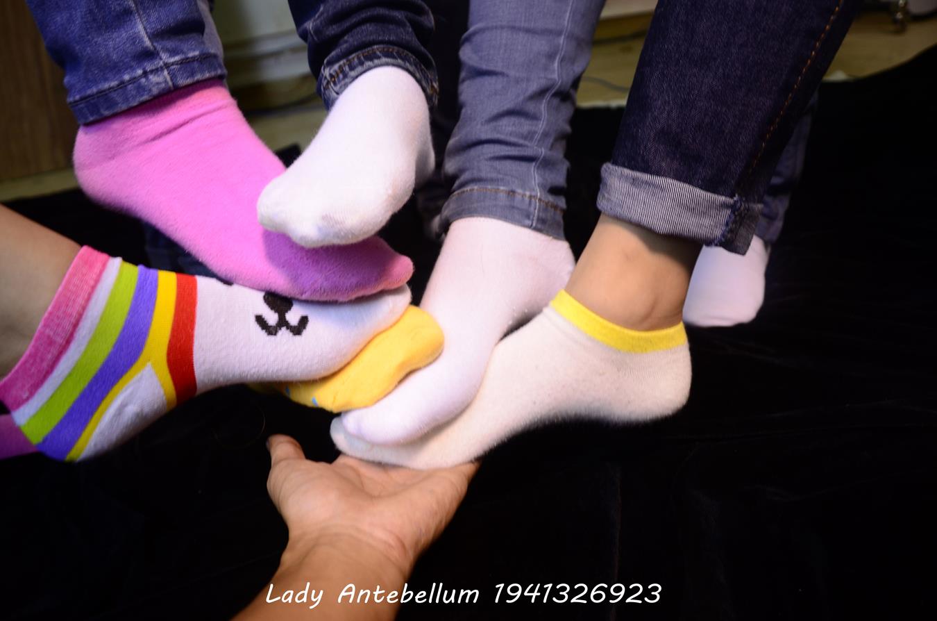 图片[41]-[战前女神] 美腿美足精品摄影套图 004 (4) [62P] – 速更版-美库