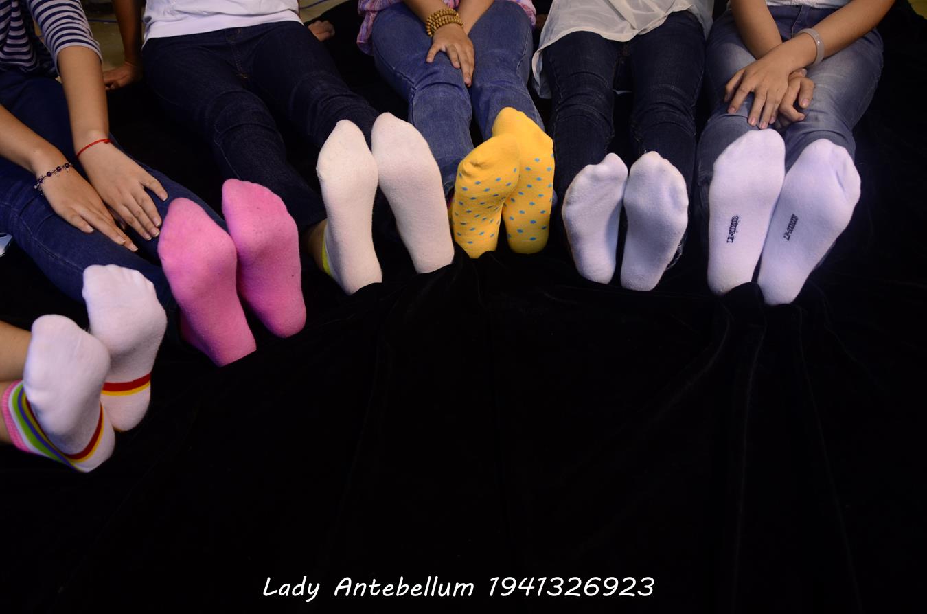 图片[66]-[战前女神] 美腿美足精品摄影套图 004 (1) [84P] – 速更版-美库