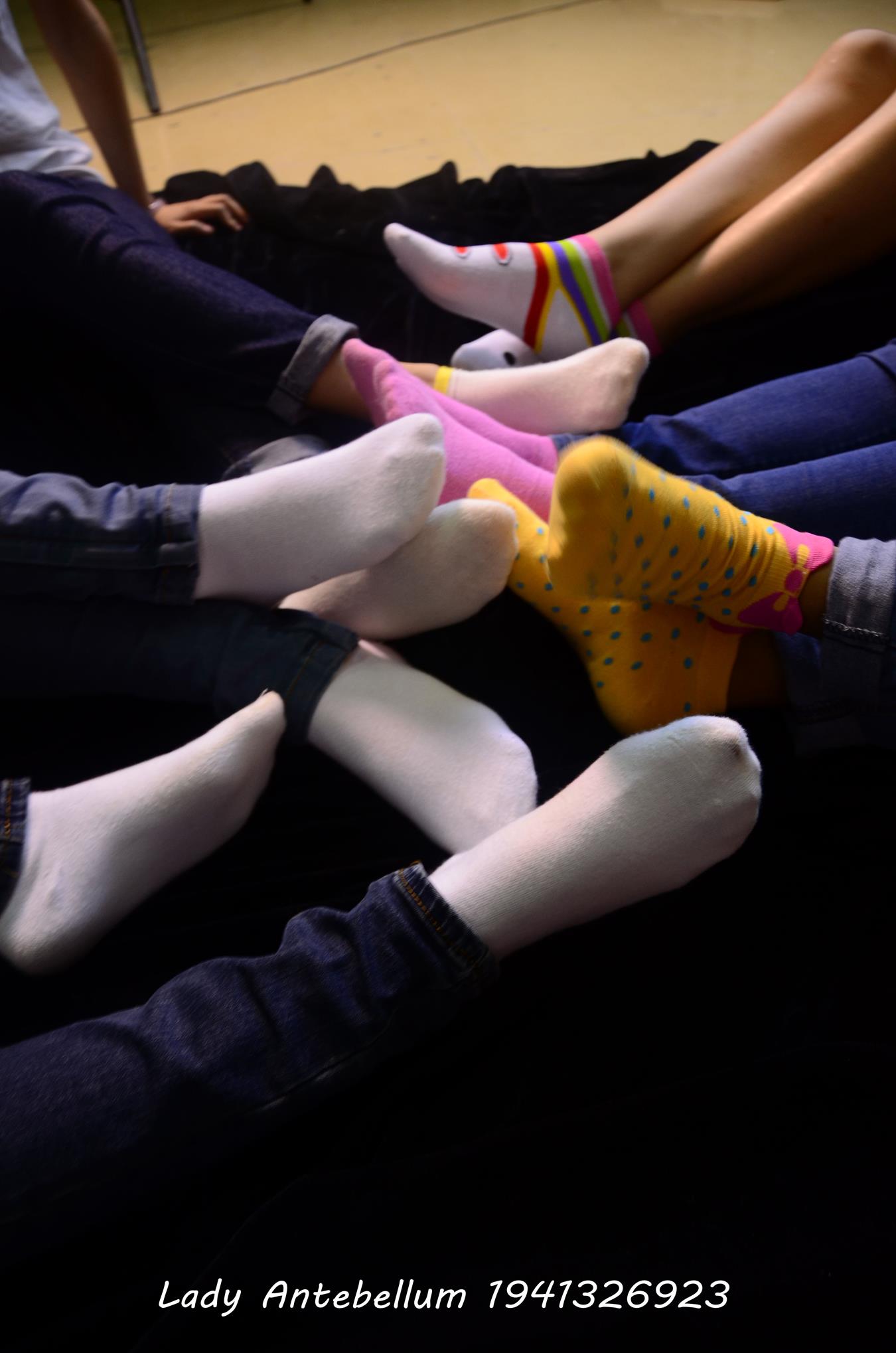 图片[50]-[战前女神] 美腿美足精品摄影套图 004 (3) [84P] – 速更版-美库