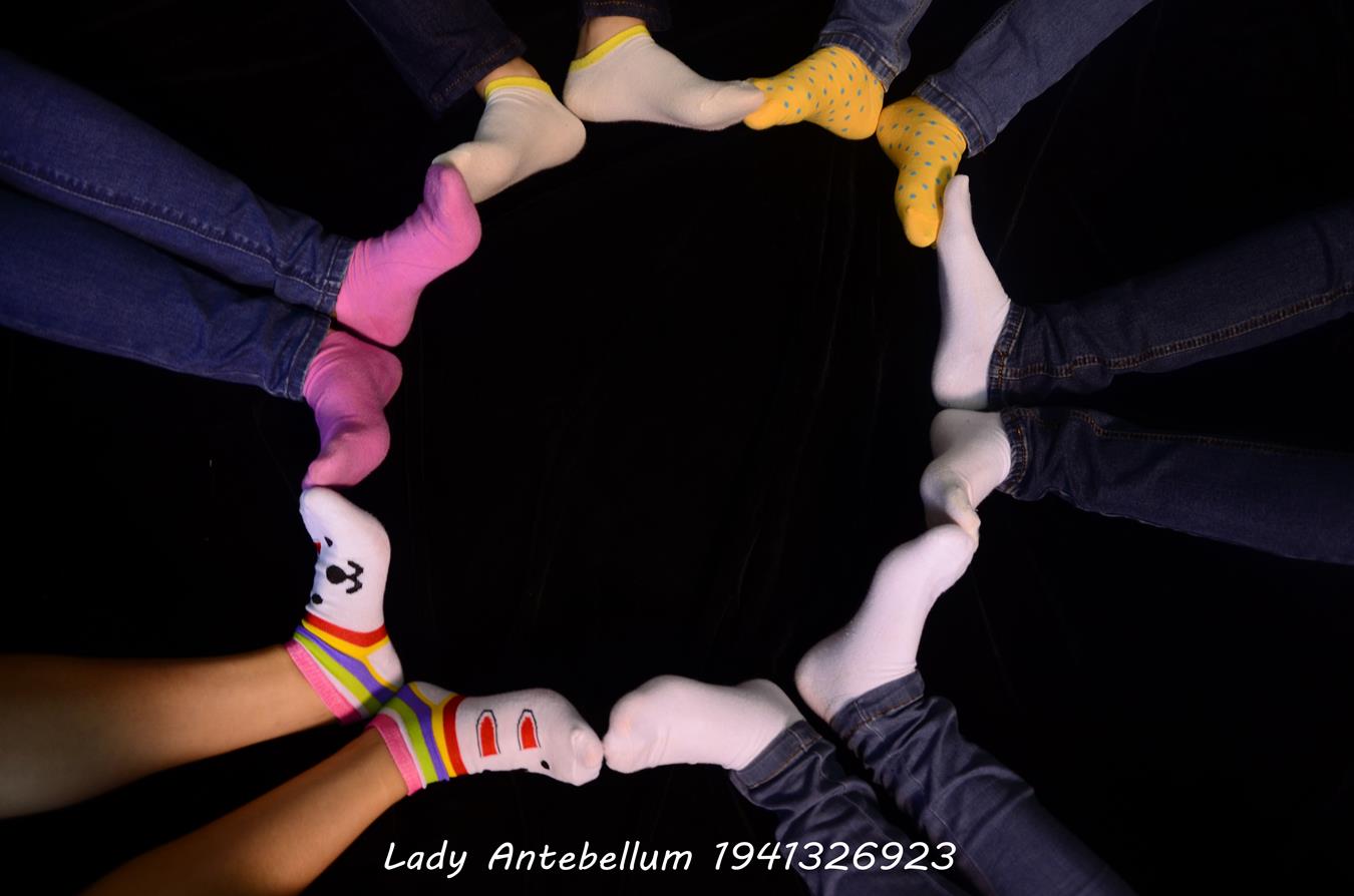 图片[72]-[战前女神] 美腿美足精品摄影套图 004 (1) [84P] – 速更版-美库