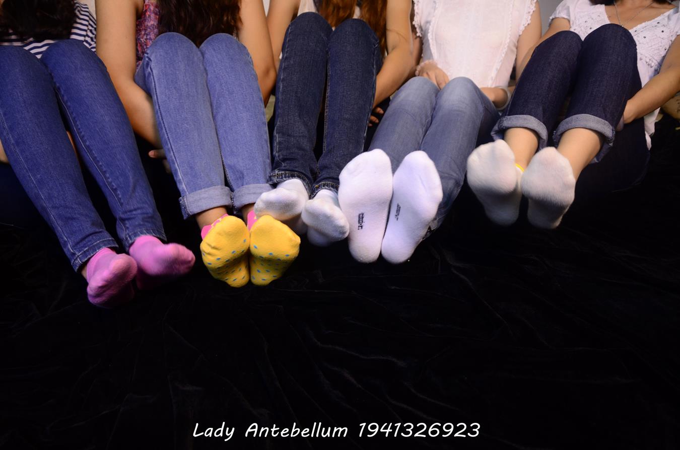 图片[55]-[战前女神] 美腿美足精品摄影套图 004 (3) [84P] – 速更版-美库