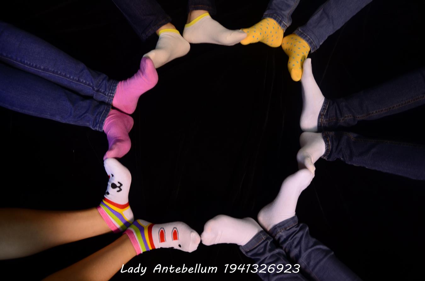 图片[73]-[战前女神] 美腿美足精品摄影套图 004 (1) [84P] – 速更版-美库