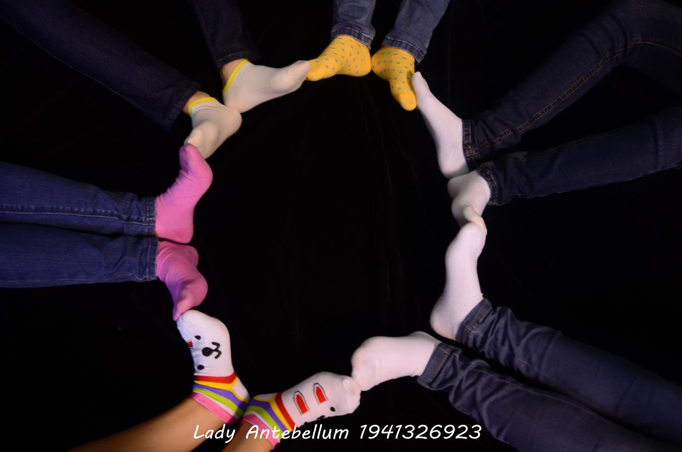 图片[75]-[战前女神] 美腿美足精品摄影套图 004 (1) [84P] – 速更版-美库