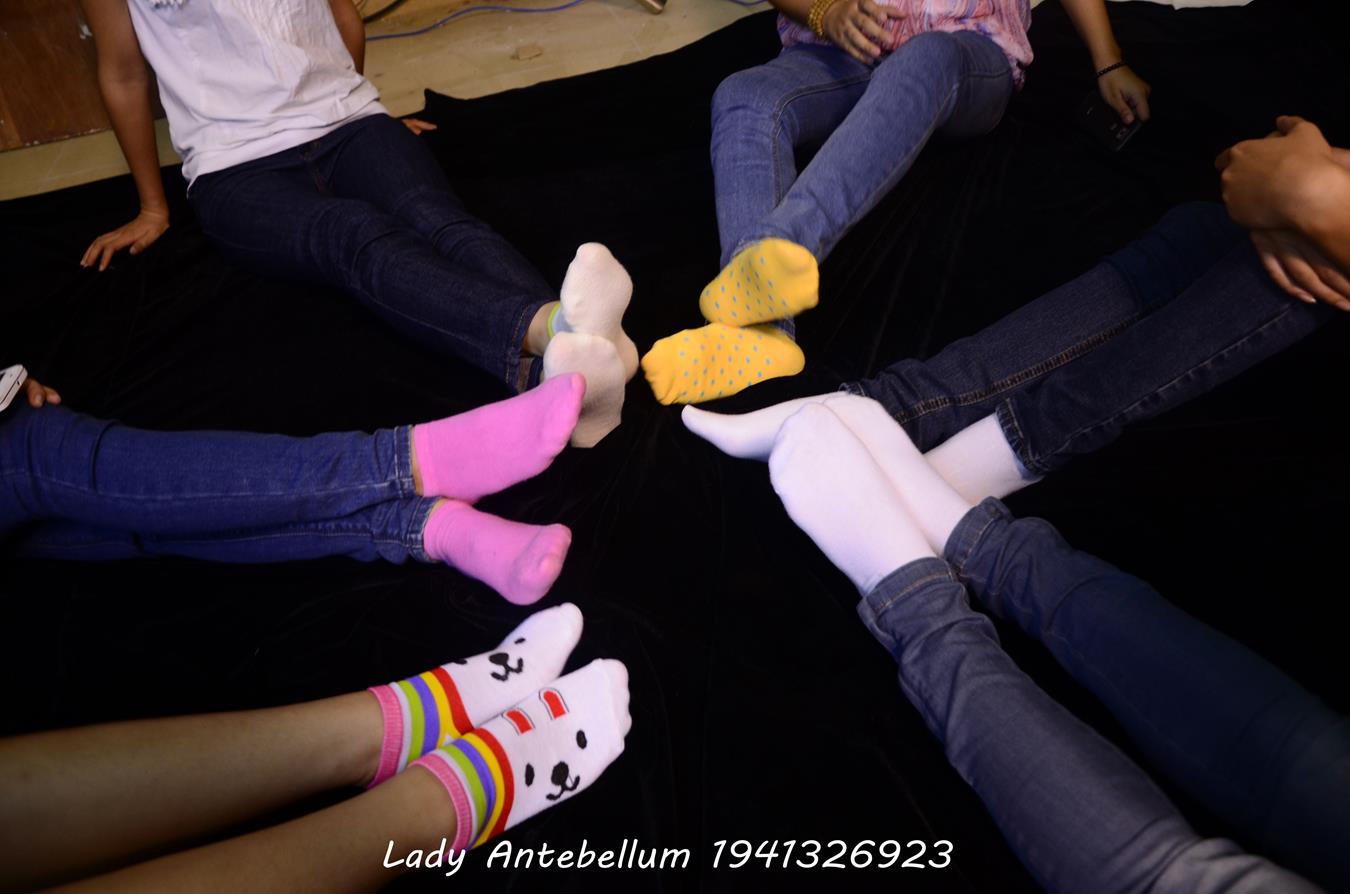 图片[79]-[战前女神] 美腿美足精品摄影套图 004 (1) [84P] – 速更版-美库