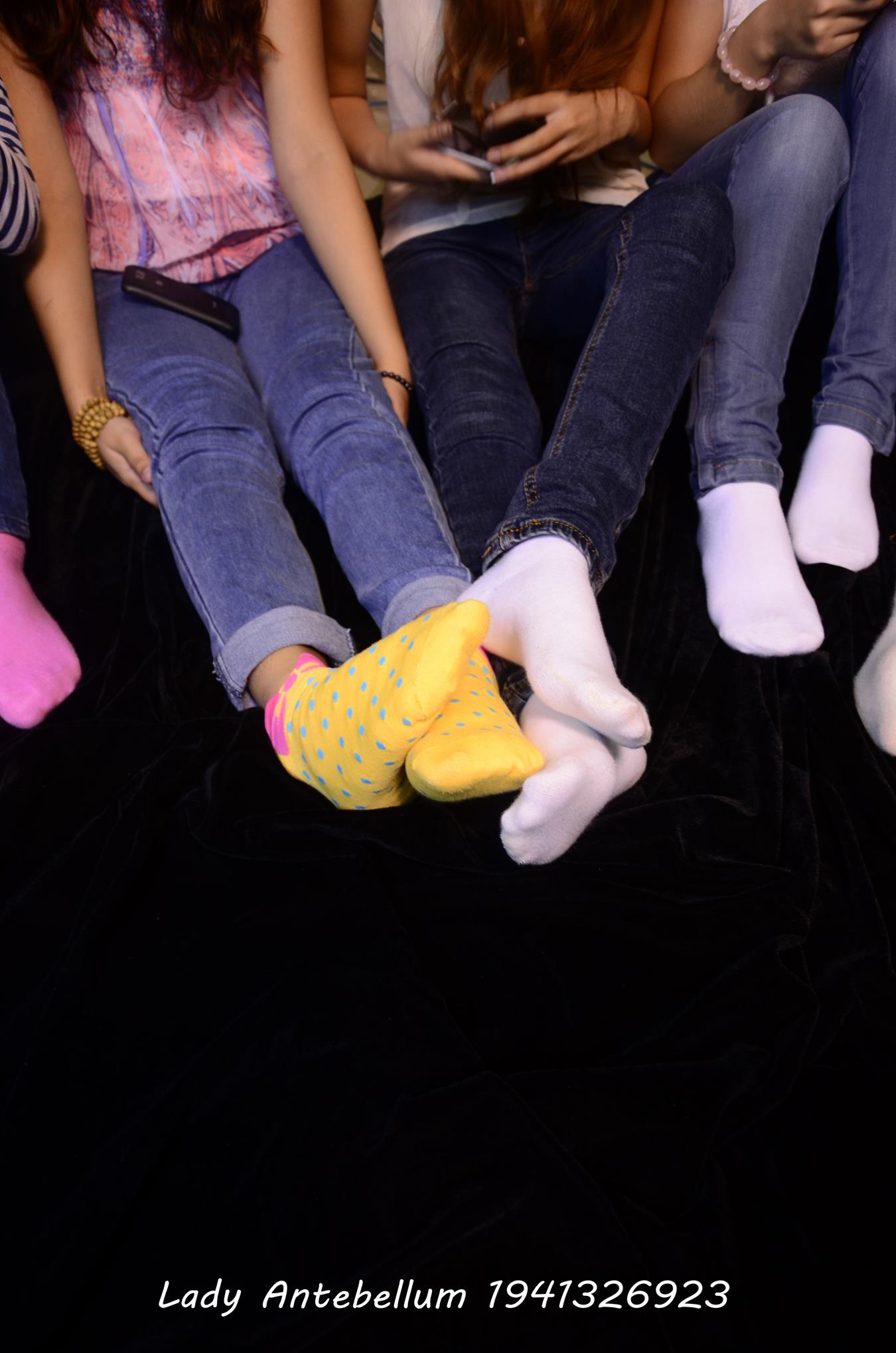 图片[60]-[战前女神] 美腿美足精品摄影套图 004 (3) [84P] – 速更版-美库