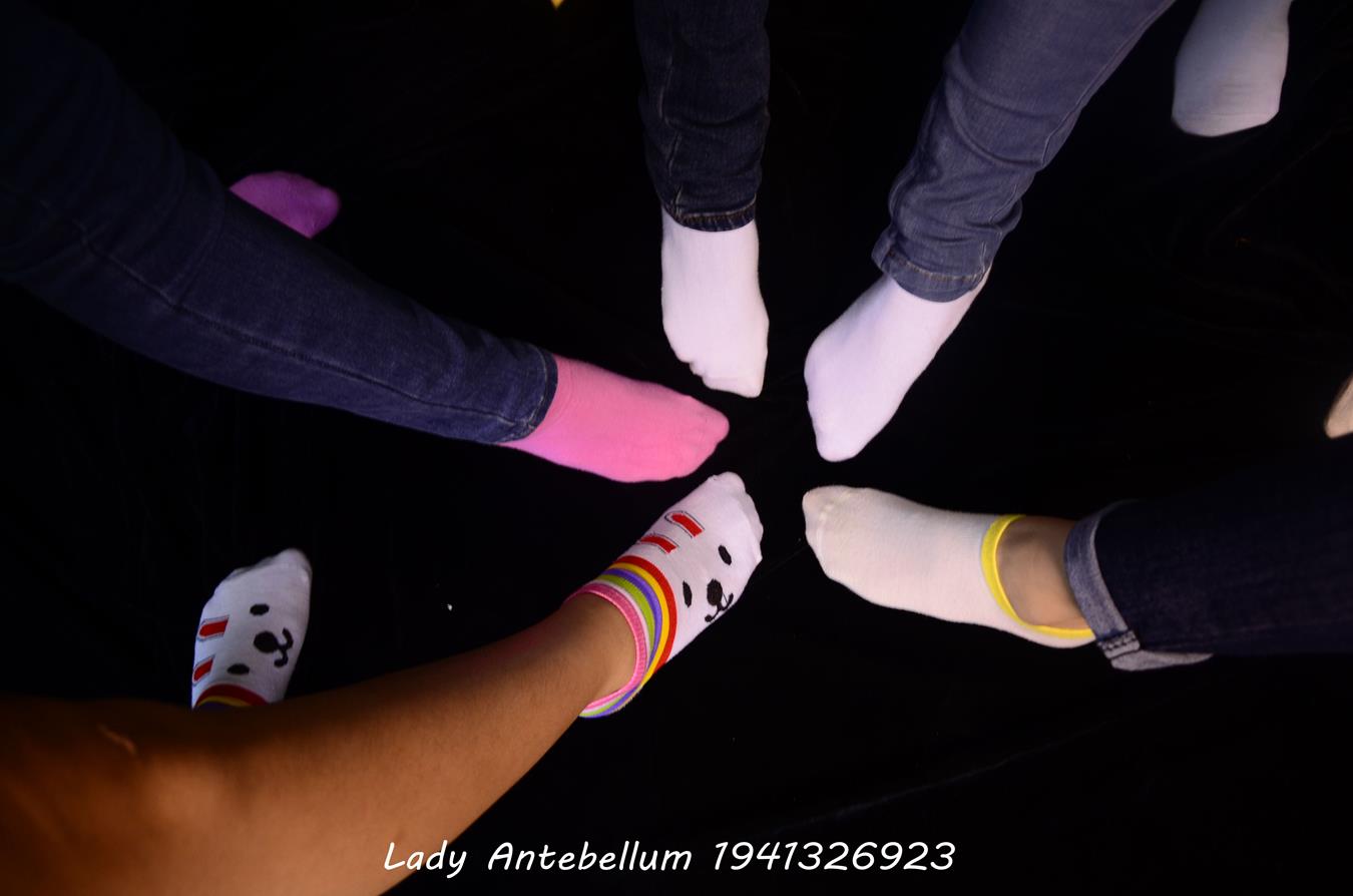 图片[57]-[战前女神] 美腿美足精品摄影套图 004 (4) [62P] – 速更版-美库