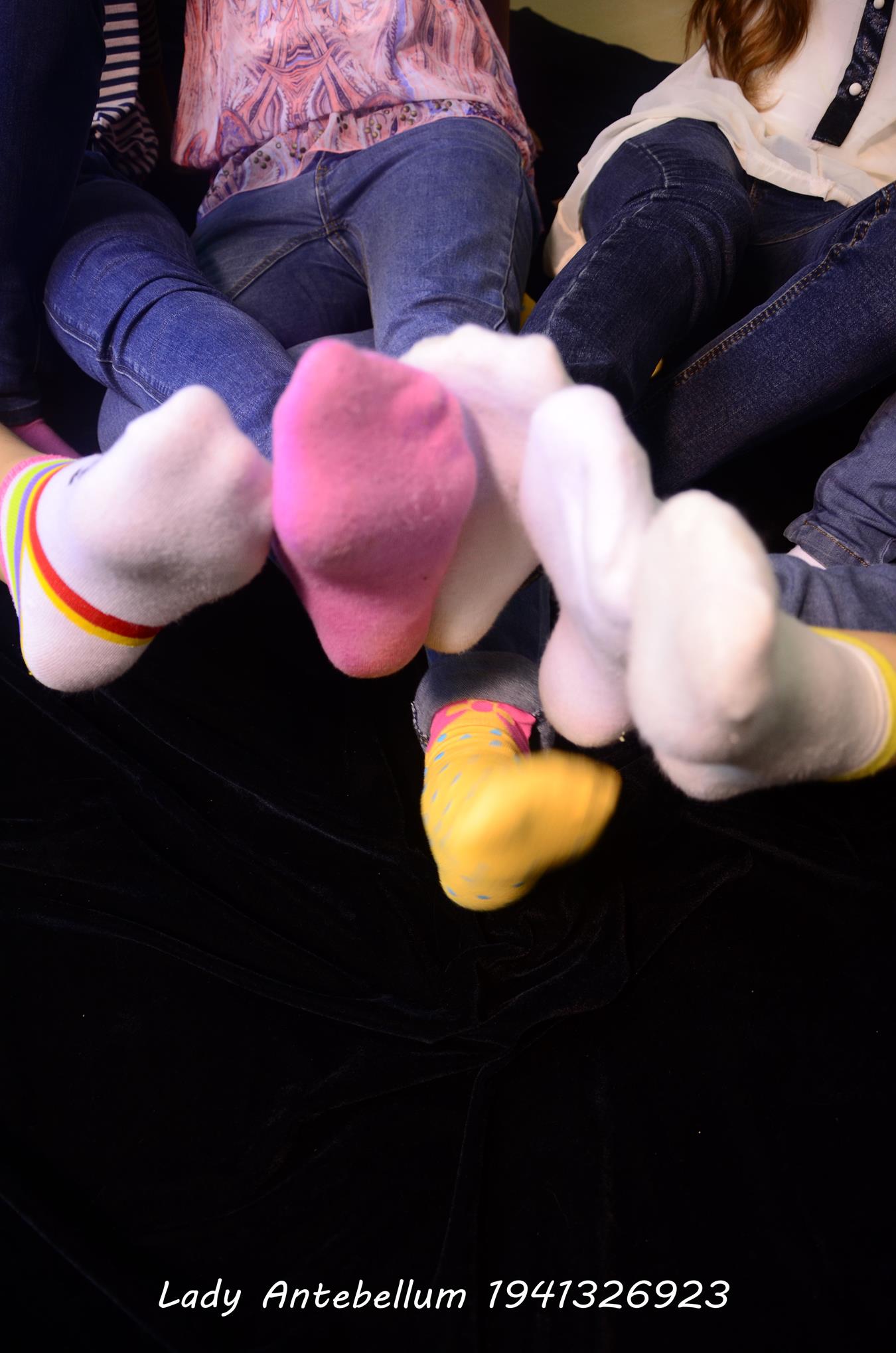 图片[63]-[战前女神] 美腿美足精品摄影套图 004 (4) [62P] – 速更版-美库