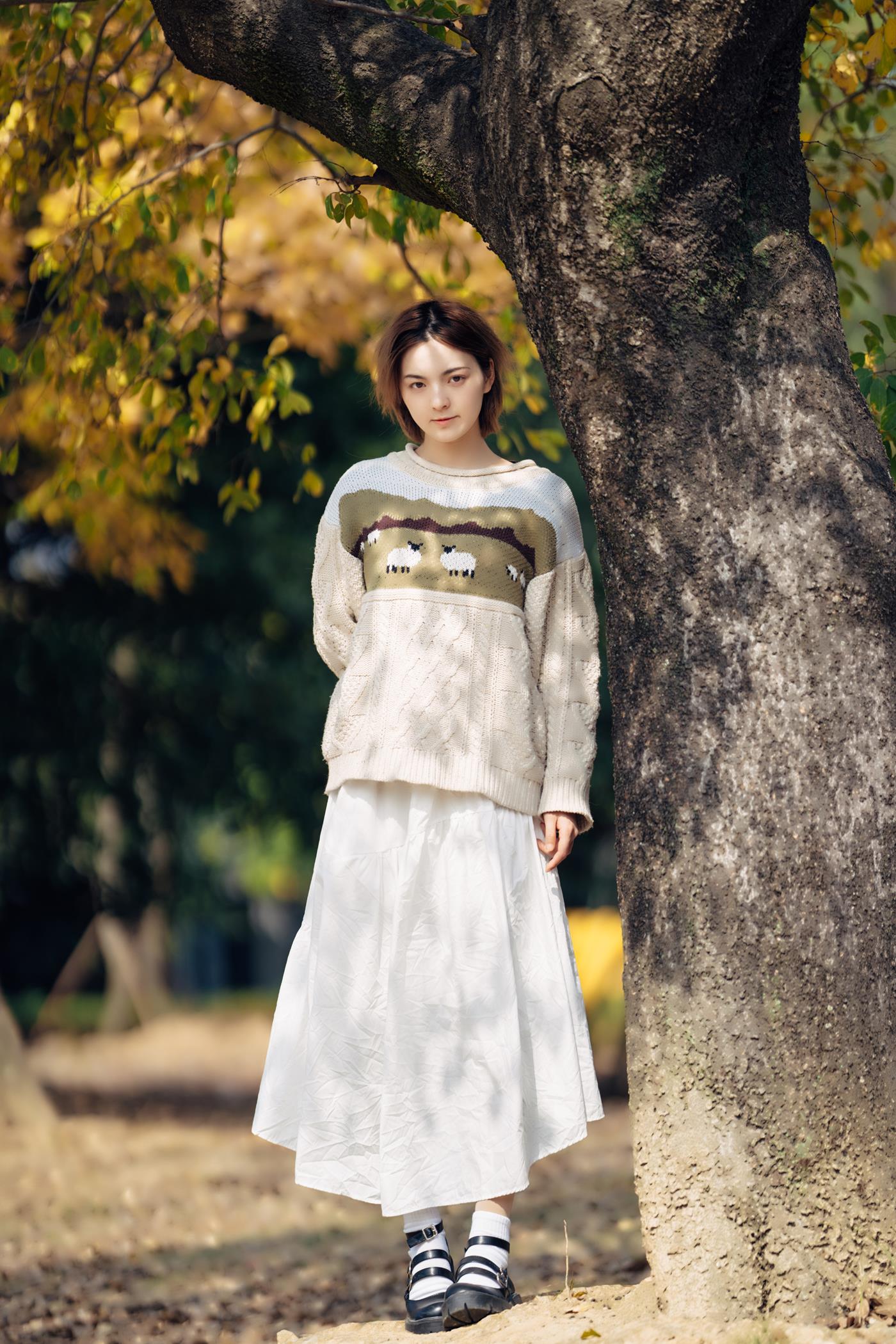 图片[14]-[YITUYU艺图语] 2022.01.25 暖冬银杏，18岁的素颜女孩 dudu [35P] – 速更版-美库