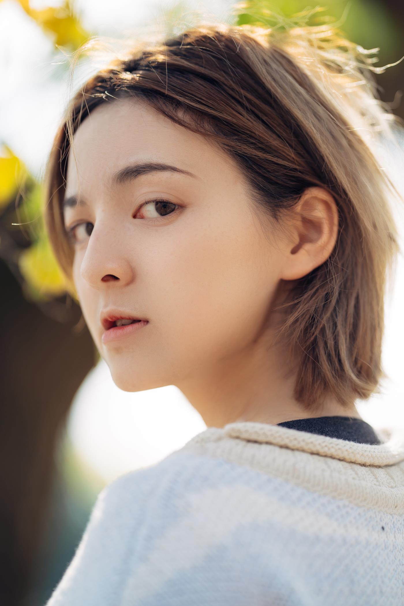 图片[21]-[YITUYU艺图语] 2022.01.25 暖冬银杏，18岁的素颜女孩 dudu [35P] – 速更版-美库