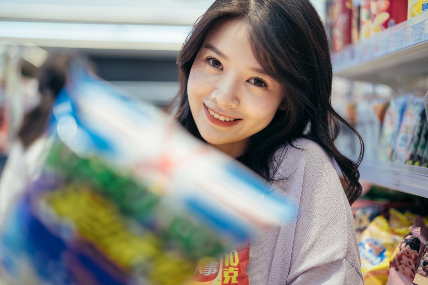 图片[11]-[YITUYU艺图语] 2022.01.26 一大堆零食，便利店里的小满足 喵喵喵是锦儿呀 [26P] – 速更版-美库