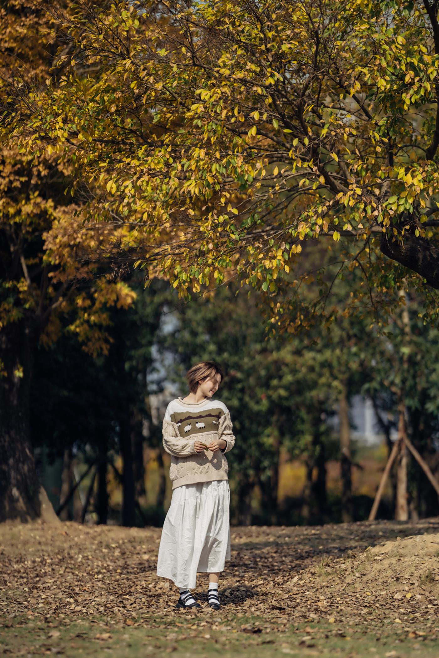 图片[30]-[YITUYU艺图语] 2022.01.25 暖冬银杏，18岁的素颜女孩 dudu [35P] – 速更版-美库