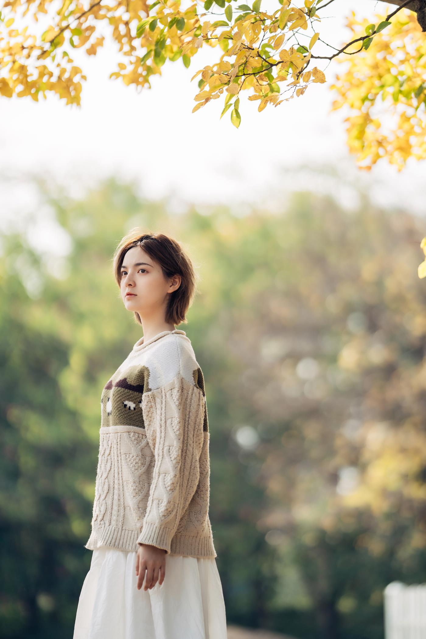 图片[35]-[YITUYU艺图语] 2022.01.25 暖冬银杏，18岁的素颜女孩 dudu [35P] – 速更版-美库