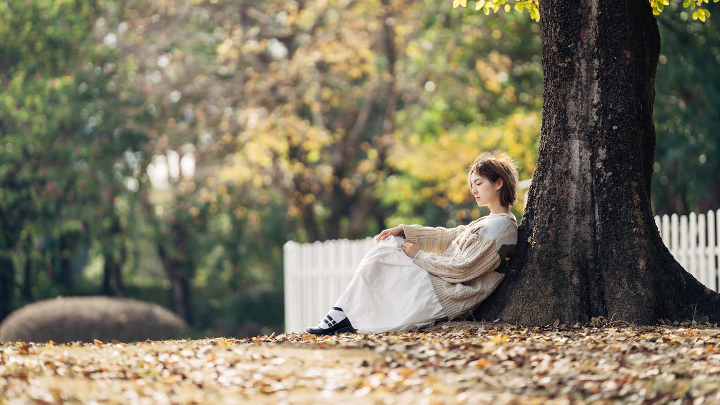 图片[37]-[YITUYU艺图语] 2022.01.25 暖冬银杏，18岁的素颜女孩 dudu [35P] – 速更版-美库